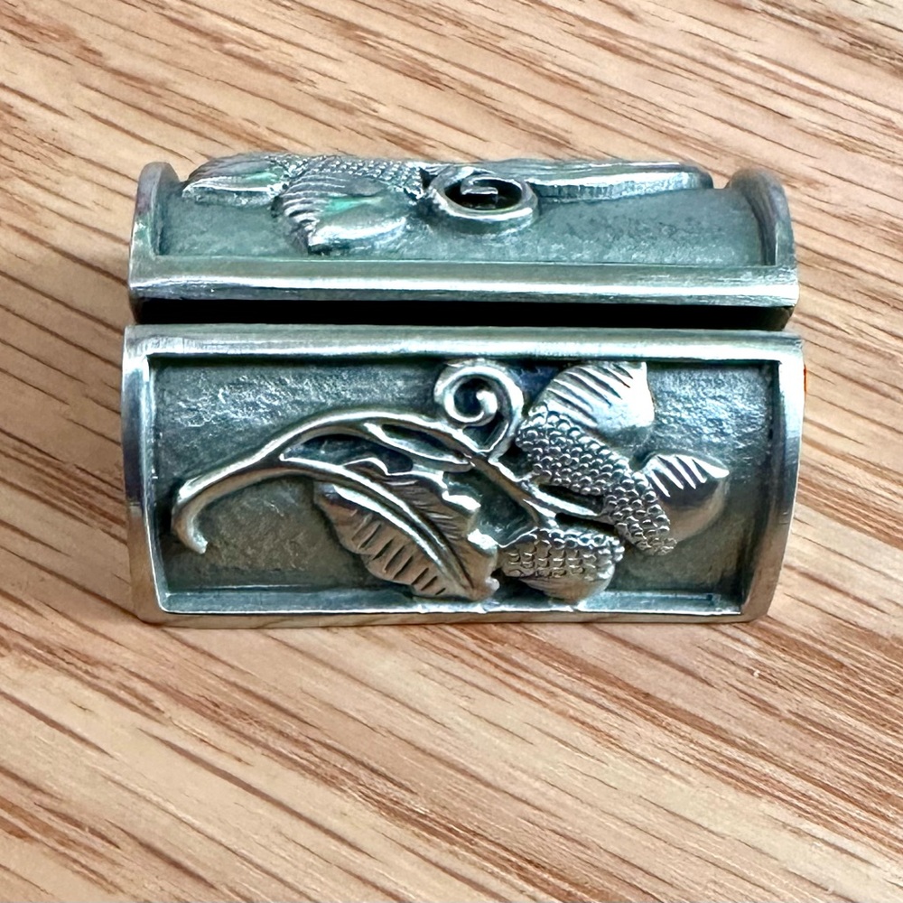 Vintage Vilmain & Klinger V+K, Acorn Design, Card/Picture Holder